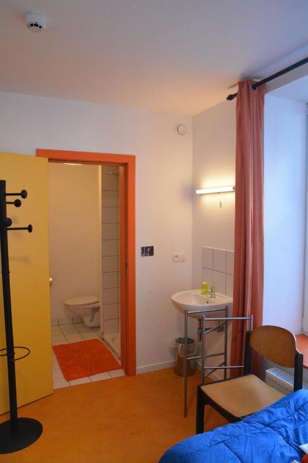 Le Fagotin - Youth Hostel Стумон Екстер'єр фото