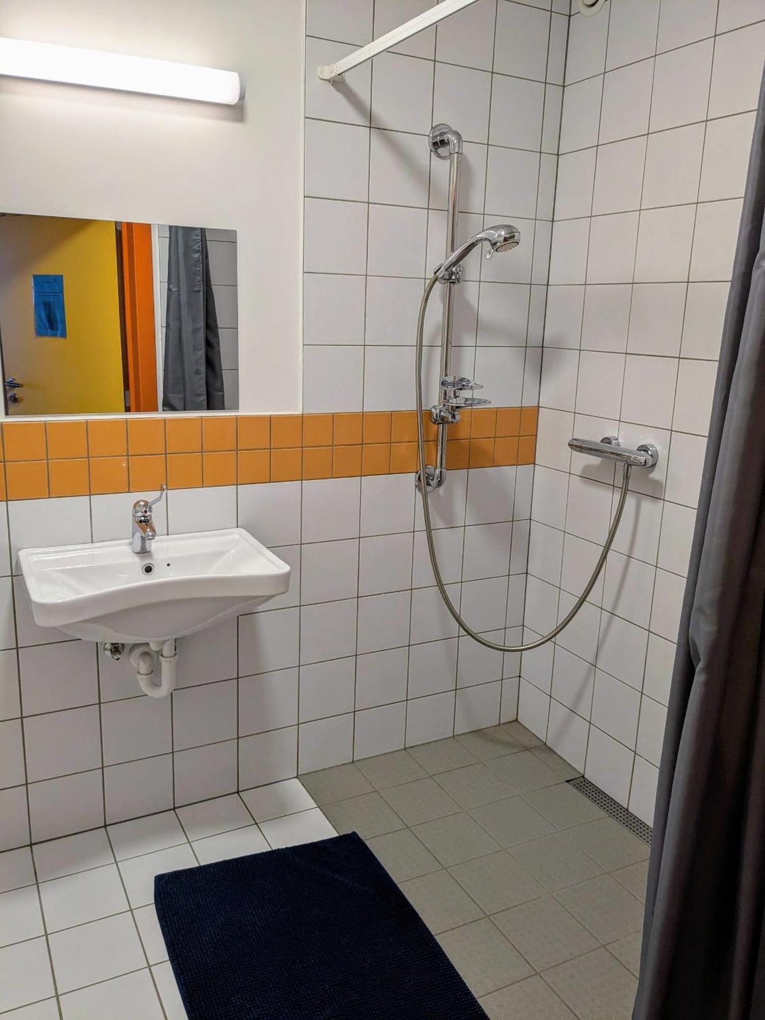Le Fagotin - Youth Hostel Стумон Екстер'єр фото