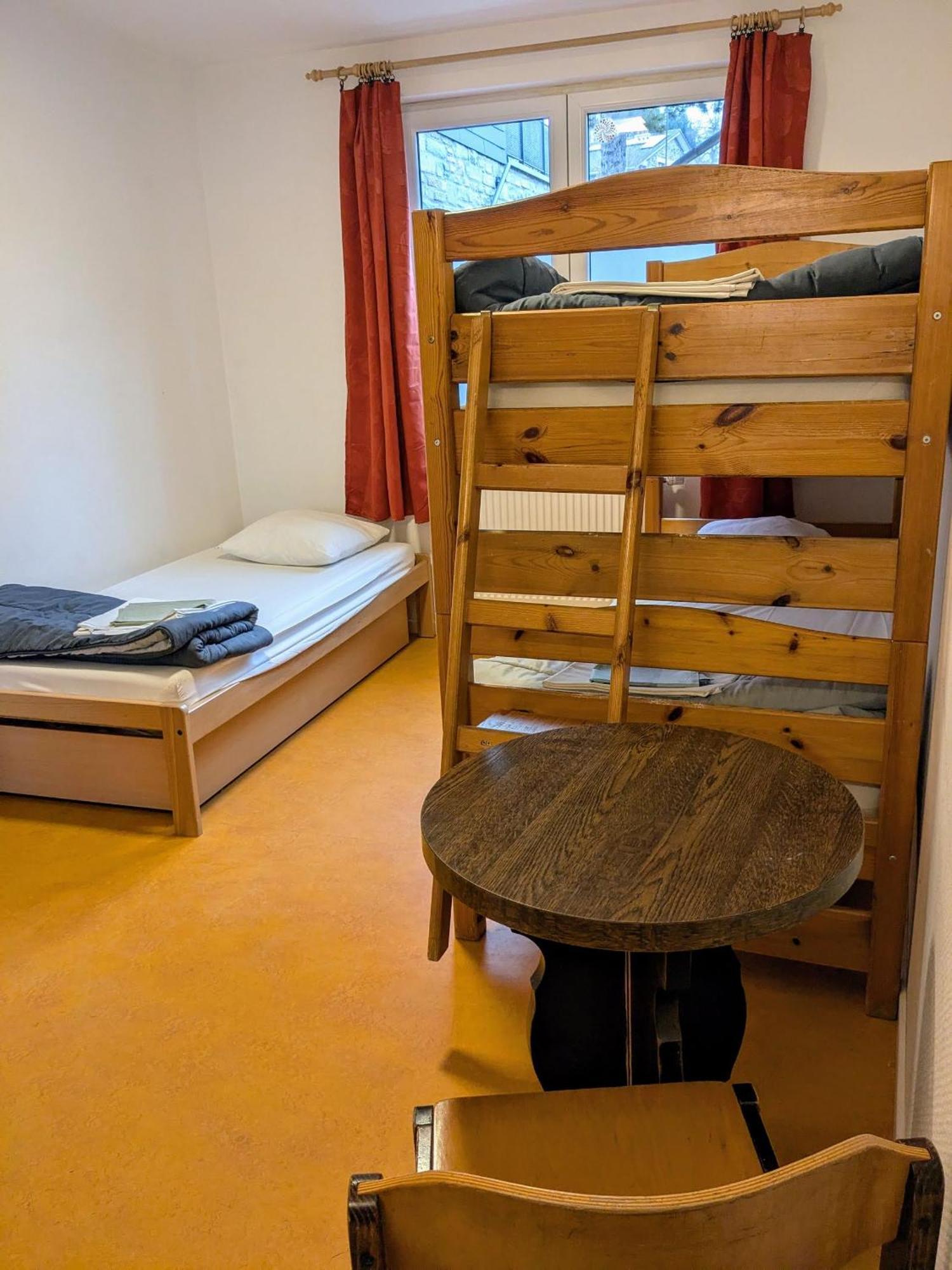 Le Fagotin - Youth Hostel Стумон Екстер'єр фото